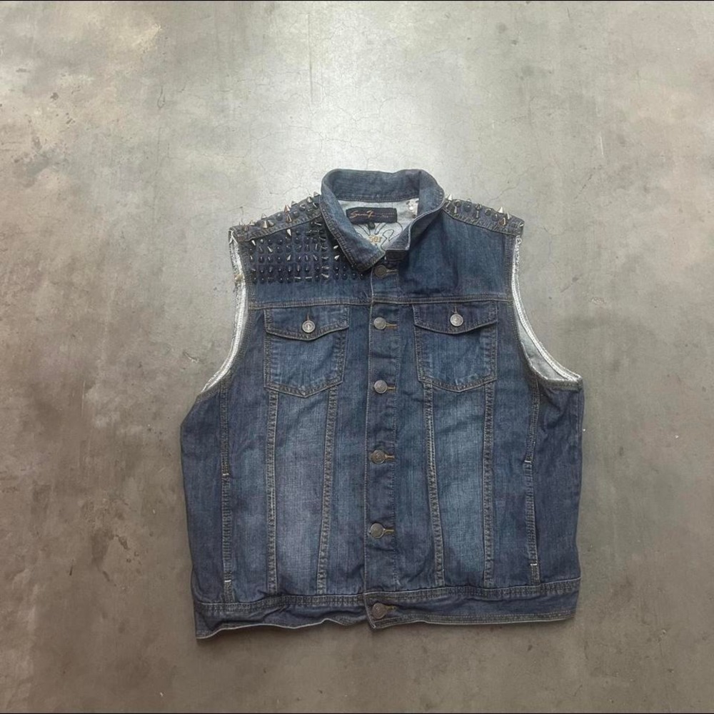 Vintage Y2K seven 7 spiked embroidered heavyweight denim biker vest‎